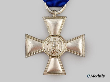germany,_wehrmacht._a_long_service_award,_i_i_class_for18_years___m_n_c0744