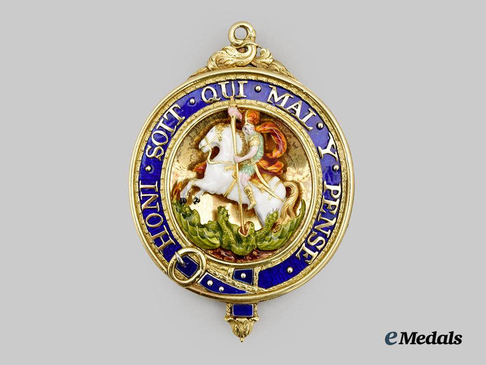 united_kingdom._an_order_of_the_garter,_lesser_george_in_gold___m_n_c0745