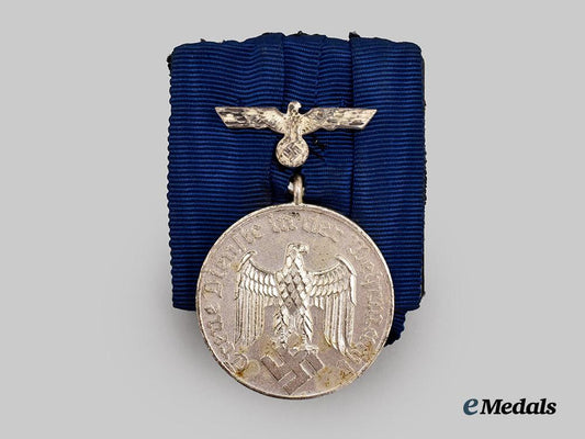 germany,_wehrmacht._a4-_year_long_service_award,_on_single_mount___m_n_c0748
