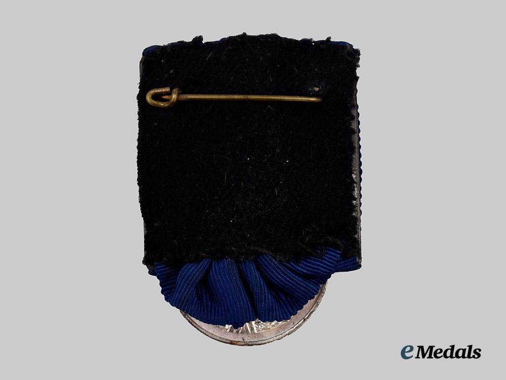 germany,_wehrmacht._a4-_year_long_service_award,_on_single_mount___m_n_c0750