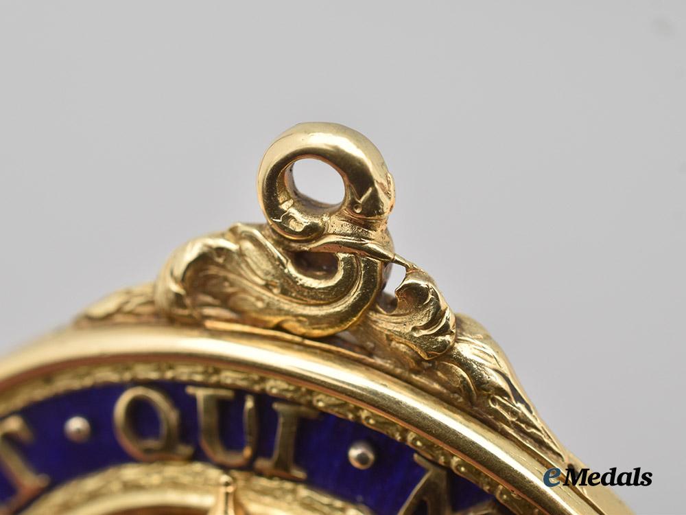 united_kingdom._an_order_of_the_garter,_lesser_george_in_gold___m_n_c0755