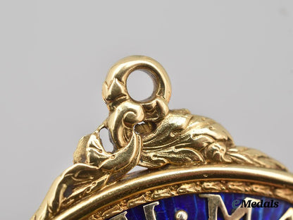 united_kingdom._an_order_of_the_garter,_lesser_george_in_gold___m_n_c0756