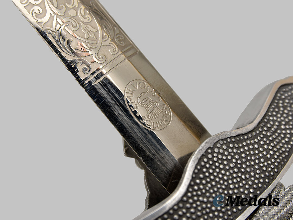 germany,_luftwaffe._a_superb&_etched_officer’s_dress_dagger,_by_emil_voos___m_n_c0760