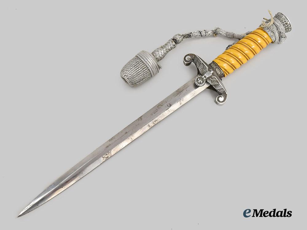 germany,_heer._an_officer’s_dress_dagger,_by_ernst_pack&_söhne___m_n_c0778