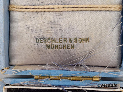 bavaria,_kingdom._a_pair_of_military_merit_crosses,_with_cases___m_n_c0799