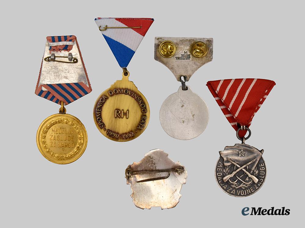 yugoslavia,_socialist_federal_republic;_croatia,_republic._a_lot_of_five_cased_awards___m_n_c0813
