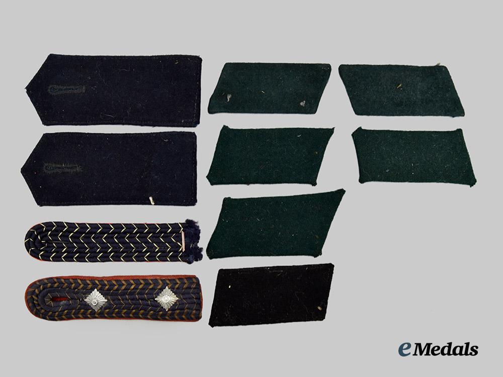 germany,_third_reich._a_mixed_lot_of_uniform_insignia_for_military_and_civil_service___m_n_c0834