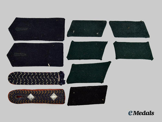 germany,_third_reich._a_mixed_lot_of_uniform_insignia_for_military_and_civil_service___m_n_c0834