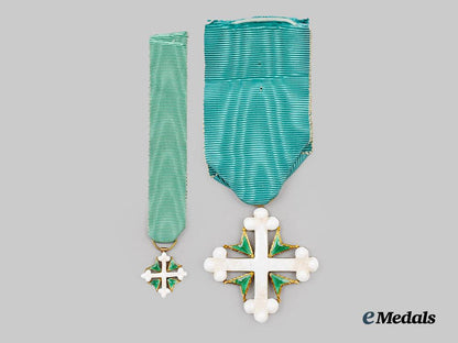 italy,_kingdom._an_order_of_st._maurice_and_st._lazarus,_knight_with_miniature,_in_gold___m_n_c0894