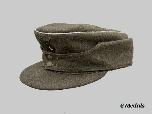 germany,_heer._an_officer’s_m43_field_cap,_by_karl_kubach___m_n_c0898