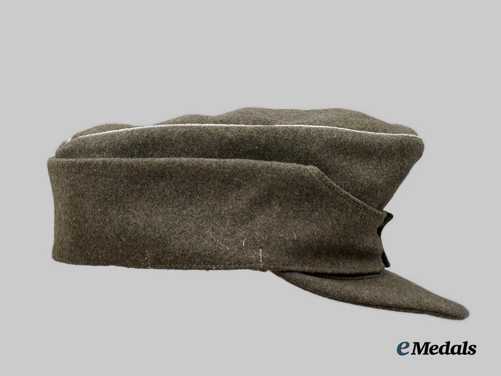 germany,_heer._an_officer’s_m43_field_cap,_by_karl_kubach___m_n_c0900