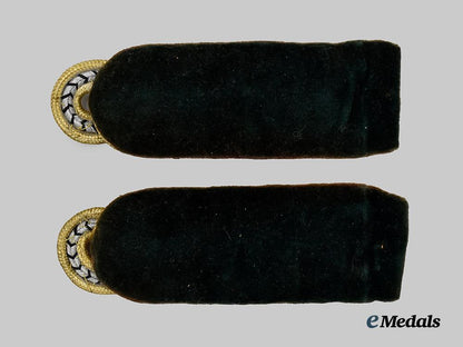 germany,_r_a_d._a_rare_set_of_generalarbeitsführer_shoulder_boards___m_n_c0923