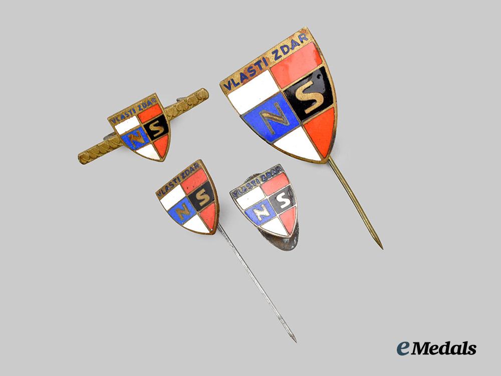 belgium,_kingdom._a_lot_of_miniature_orders,_medals,_and_decorations___m_n_c0925