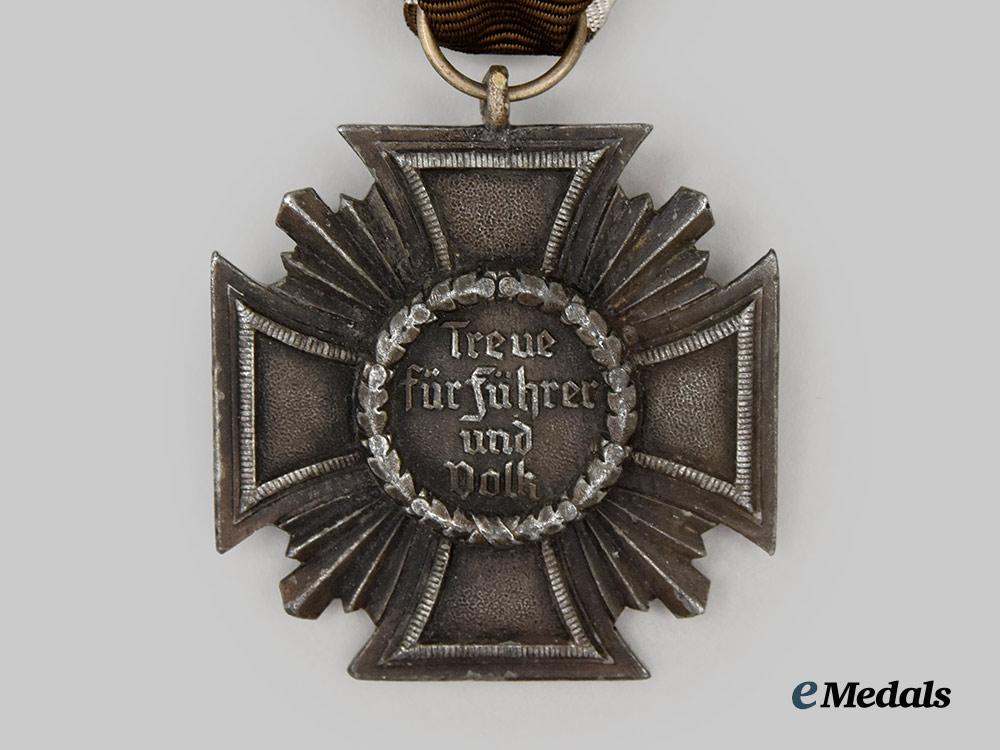 germany,_n_s_d_a_p._a_long_service_award,_i_i_i_class_for10_years___m_n_c0937