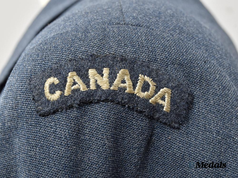 canada,_commonwealth._a_second_war_r_c_a_f_winter_service_tunic_of_a_wireless_air_gunner___m_n_c0939