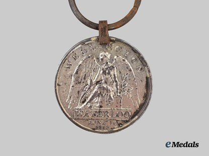 united_kingdom._a_waterloo_medal_to_private_william_holmes,15th_kings_hussars___m_n_c0948