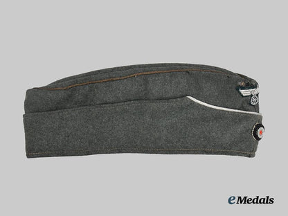 germany,_third_reich._a_wehrmacht_officer’s_m38_overseas_cap,_private_purchase___m_n_c0954