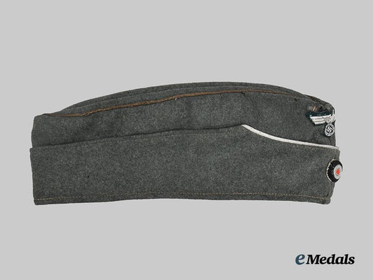 germany,_third_reich._a_wehrmacht_officer’s_m38_overseas_cap,_private_purchase___m_n_c0954
