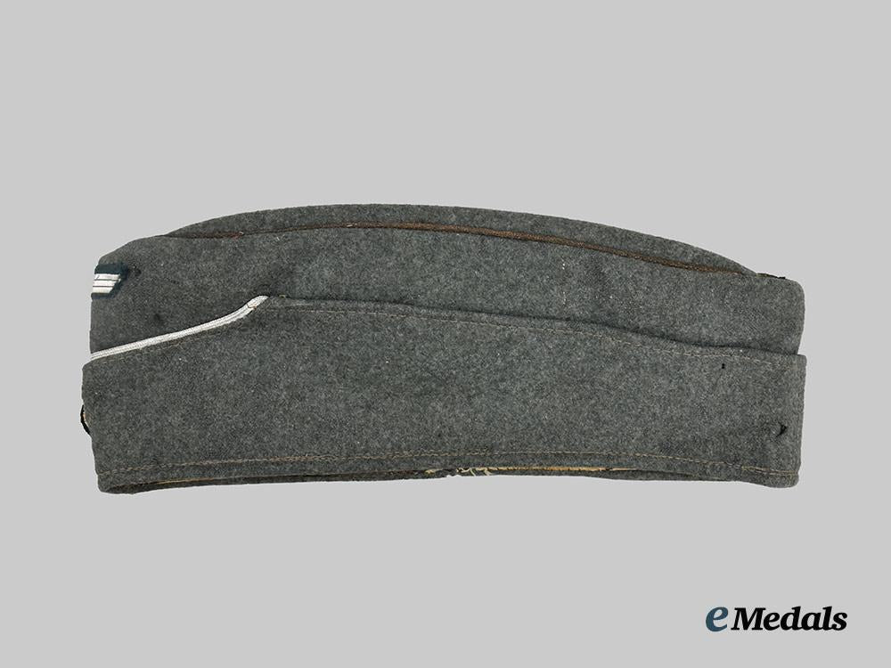 germany,_third_reich._a_wehrmacht_officer’s_m38_overseas_cap,_private_purchase___m_n_c0955