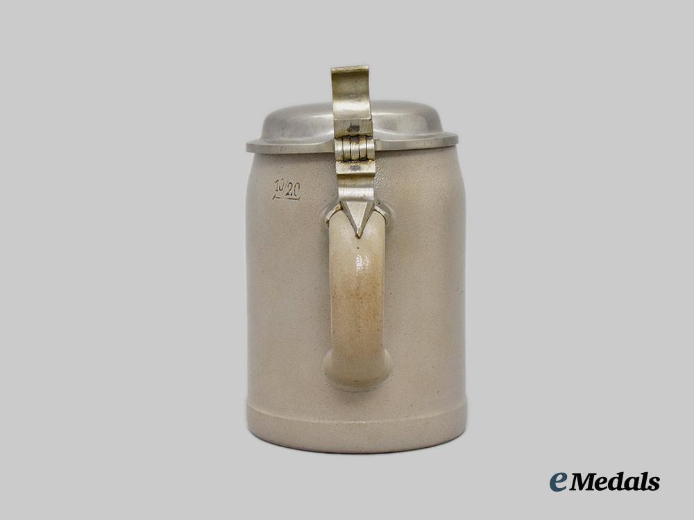 germany,_heer._a_gebirgsjäger-_regiment99_machine_gun_company_christmas1935_commemorative_stein___m_n_c0979