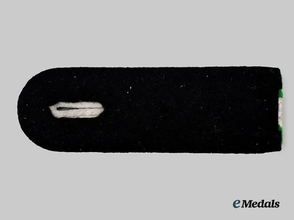 germany,_s_s._a_waffen-_s_s_gebirgsjäger_obersturmführer_shoulder_board___m_n_c1000