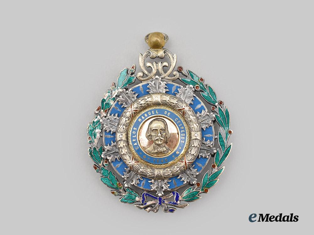 cuba,_republic._an_order_of_carlos_manuel_de_cespedes,_grand_cross_set___m_n_c1017