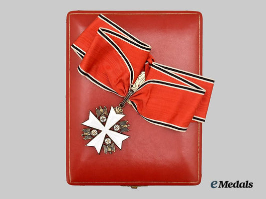 germany,_third_reich._an_order_of_the_german_eagle,_i_i/_i_i_i_class_cross_with_case,_by_gebrüder_godet___m_n_c1031