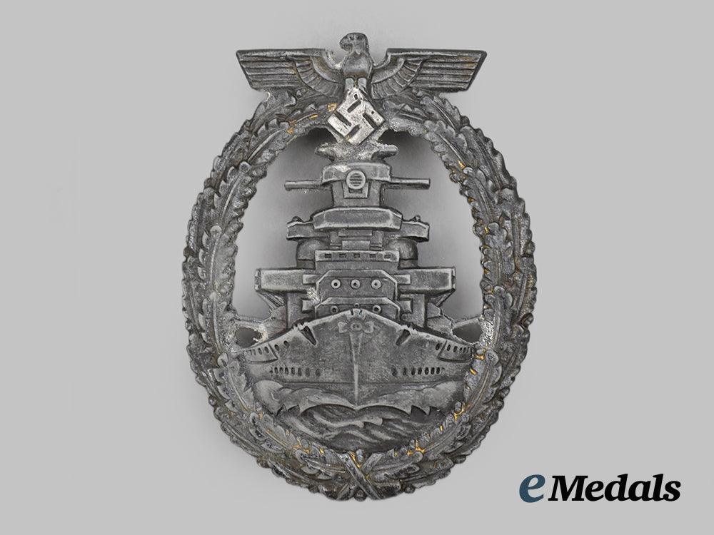 germany,_third_reich._a_kriegsmarine_high_seas_fleet_badge_by_richard_simm&_söhne,_variant#2___m_n_c1033