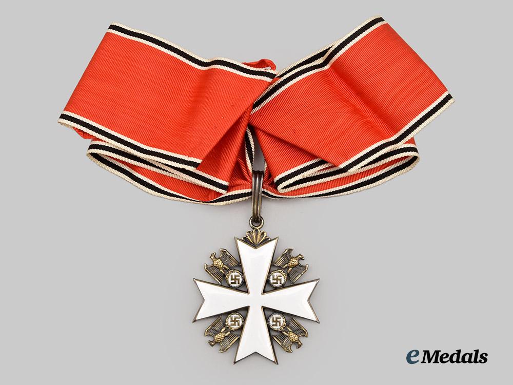 germany,_third_reich._an_order_of_the_german_eagle,_i_i/_i_i_i_class_cross_with_case,_by_gebrüder_godet___m_n_c1034