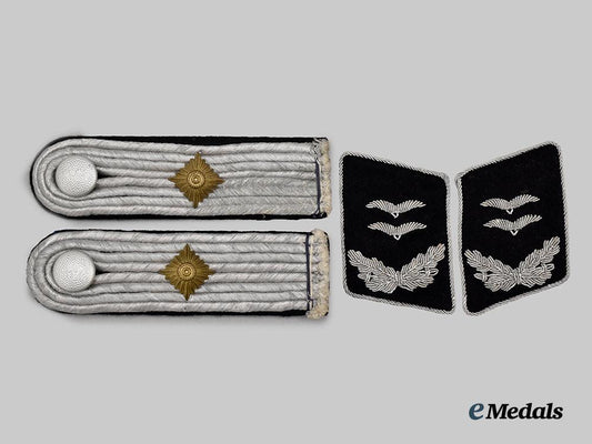 germany,_luftwaffe._a_set_of_engineer_oberleutnant_rank_insignia___m_n_c1037