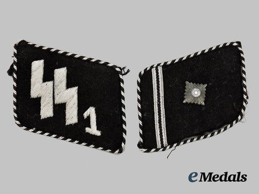 germany,_third_reich._a_s_s_standarte-1“_deutschland”_scharführer_collar_tabs___m_n_c1052