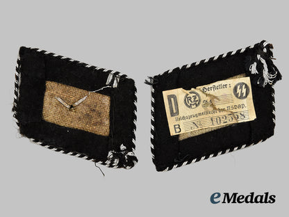 germany,_third_reich._a_s_s_standarte-1“_deutschland”_scharführer_collar_tabs___m_n_c1053