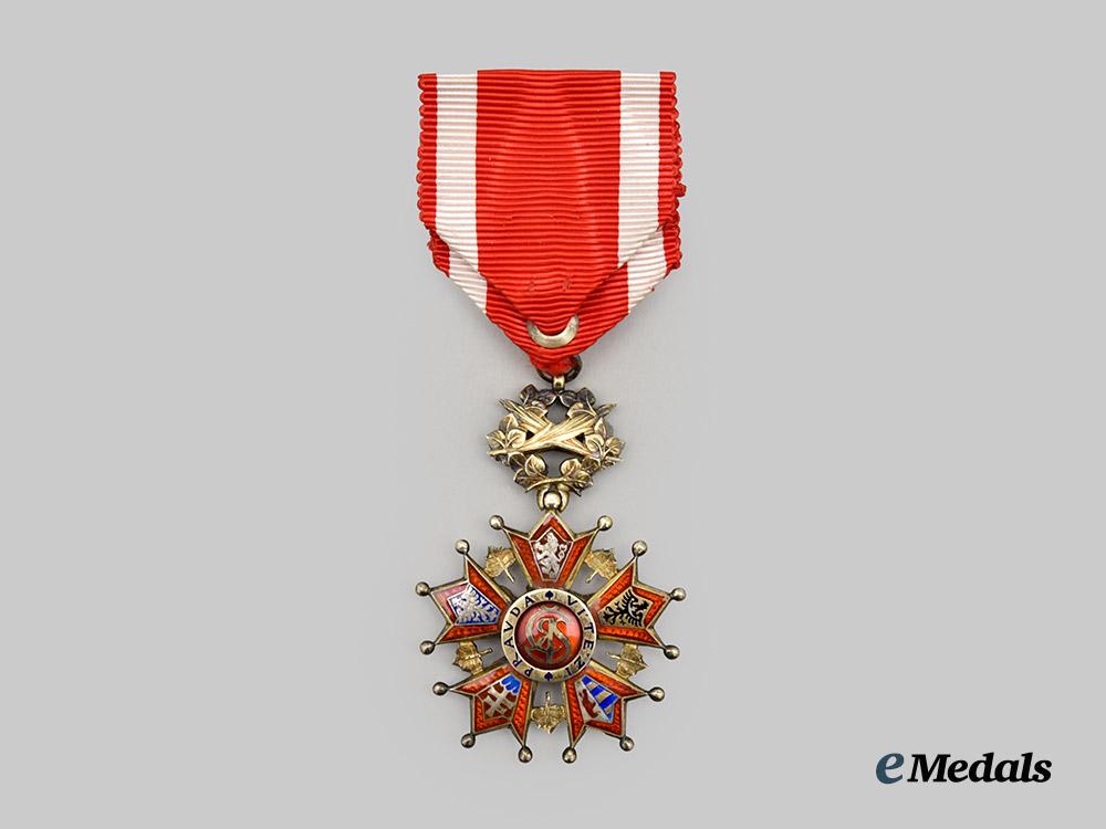 czechoslovakia,_republic._an_order_of_the_white_lion,_i_v_class_officer_by_karnet&_kysely,_in_case___m_n_c1058