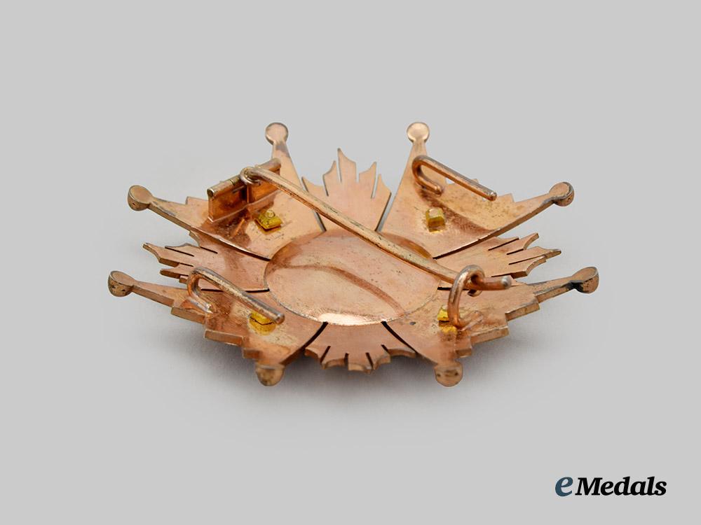 spain,_kingdom._an_order_of_isabella_the_catholic,_grand_cross_star_in_case___m_n_c1069