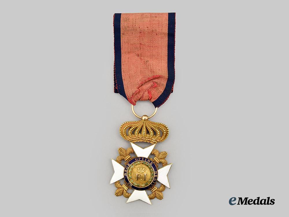 italy,_kingdom_of_two_sicilies._a_royal_order_of_francis_i,_i_class_knight_in_gold,_c.1850___m_n_c1071