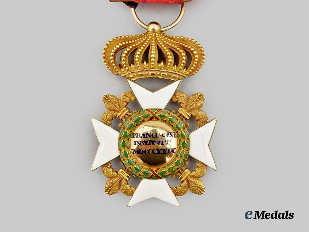 italy,_kingdom_of_two_sicilies._a_royal_order_of_francis_i,_i_class_knight_in_gold,_c.1850___m_n_c1074