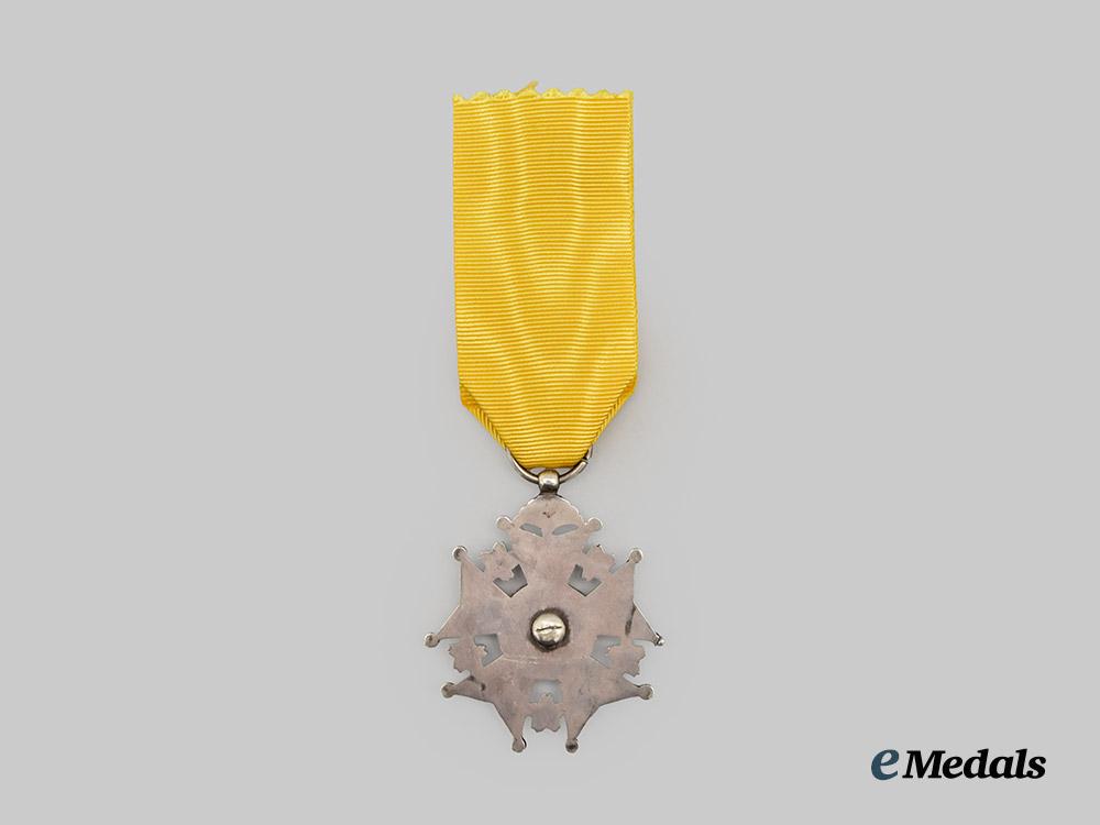 china,_republic._a_beiyang_government_merit_medal,_i_i_class_officer,_c.1922___m_n_c1083