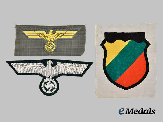 germany,_third_reich._a_group_of_three_mint_and_unissued_insignia___m_n_c1084