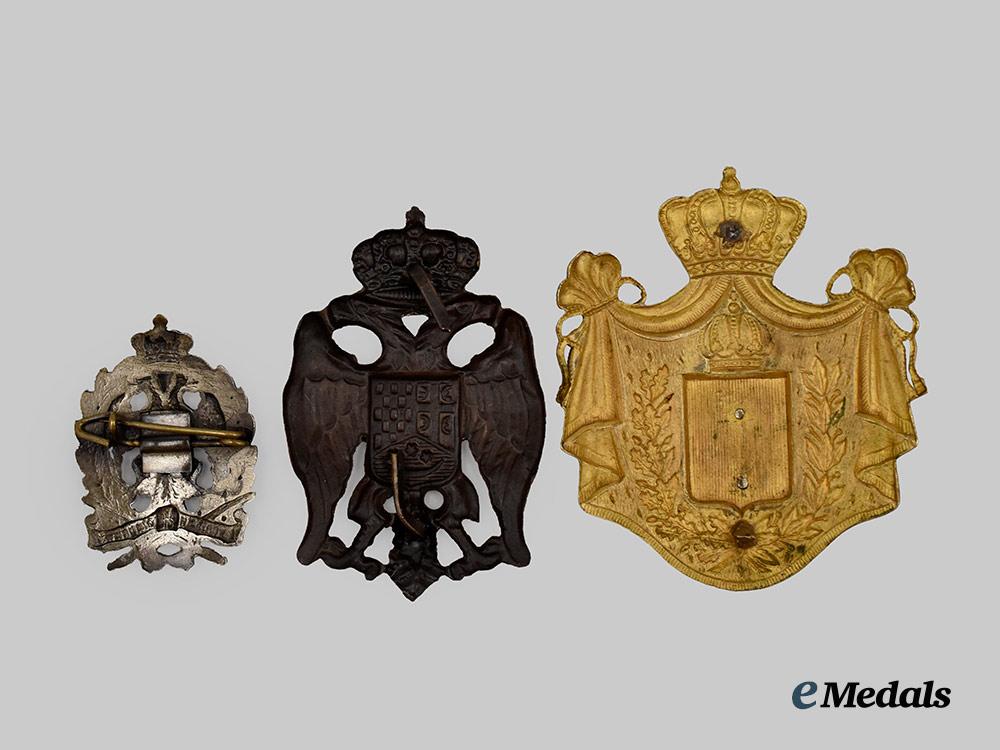 yugoslavia,_kingdom._a_lot_of_three_pieces_of_military_insignia___m_n_c1105