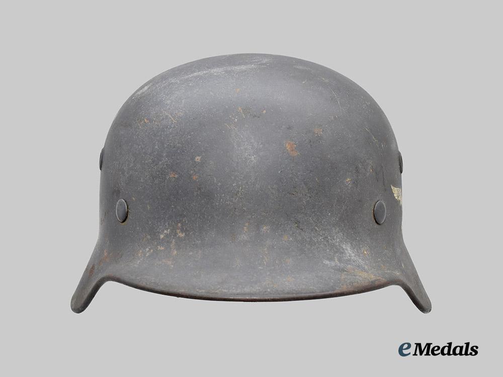 germany,_luftwaffe._an_m40_stahlhelm,_single_decal_version,_by_quist___m_n_c1137