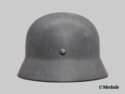 germany,_luftwaffe._an_m40_stahlhelm,_single_decal_version,_by_quist___m_n_c1143