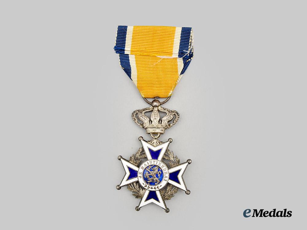 netherlands,_kingdom._an_order_of_orange-_nassau,_knight_in_case___m_n_c1149