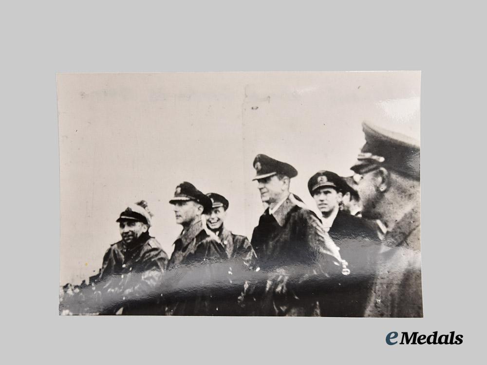 germany,_third_reich._a_lot_of_five_photographs_of_kriegsmarine_commanders(_knight’s_cross_recipients)___m_n_c1163