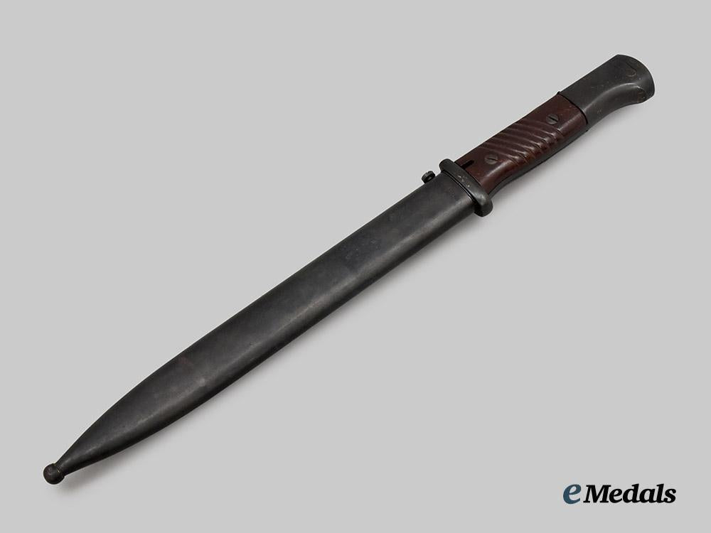 germany,_third_reich._a_k98_combat_bayonet,_with_n_s_d_a_p_flag___m_n_c1178