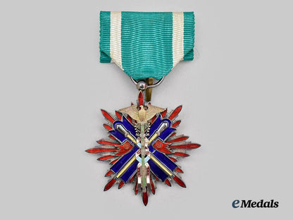 japan,_imperial._an_order_of_the_golden_kite,_v_class_in_case___m_n_c1184