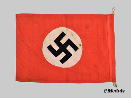 germany,_third_reich._a_k98_combat_bayonet,_with_n_s_d_a_p_flag___m_n_c1189