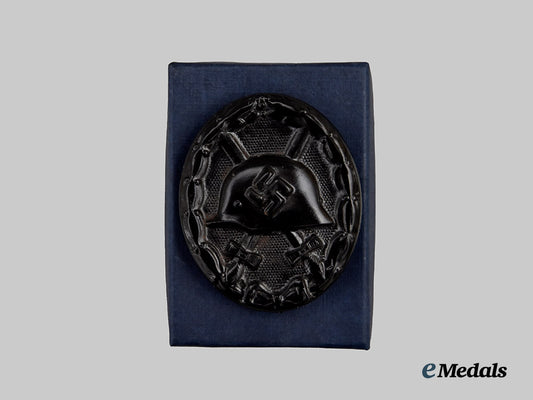 germany,_wehrmacht._a_black_grade_wound_badge,_with_case___m_n_c1202