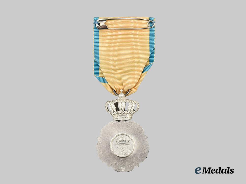 greece,_kingdom._an_order_of_beneficence,_silver_cross,_in_case___m_n_c1214