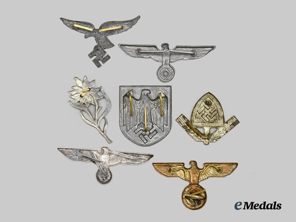 germany,_third_reich._a_lot_of_seven_military,_civilian,_and_political_insignia___m_n_c1219