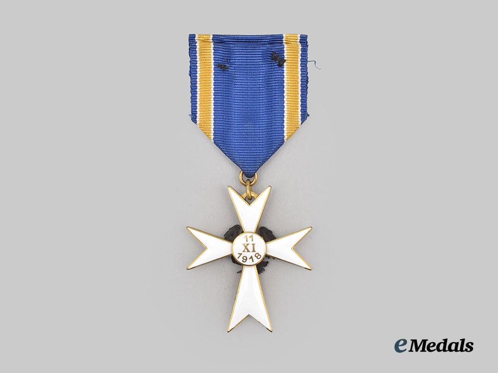 estonia,_republic._a_white_cross_of_the_home_guard,_i_i_i_class_in_case___m_n_c1234